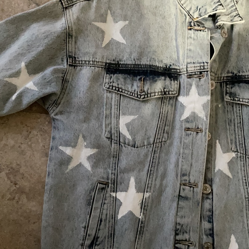 Customized jean jacket - Picture 2 of 5